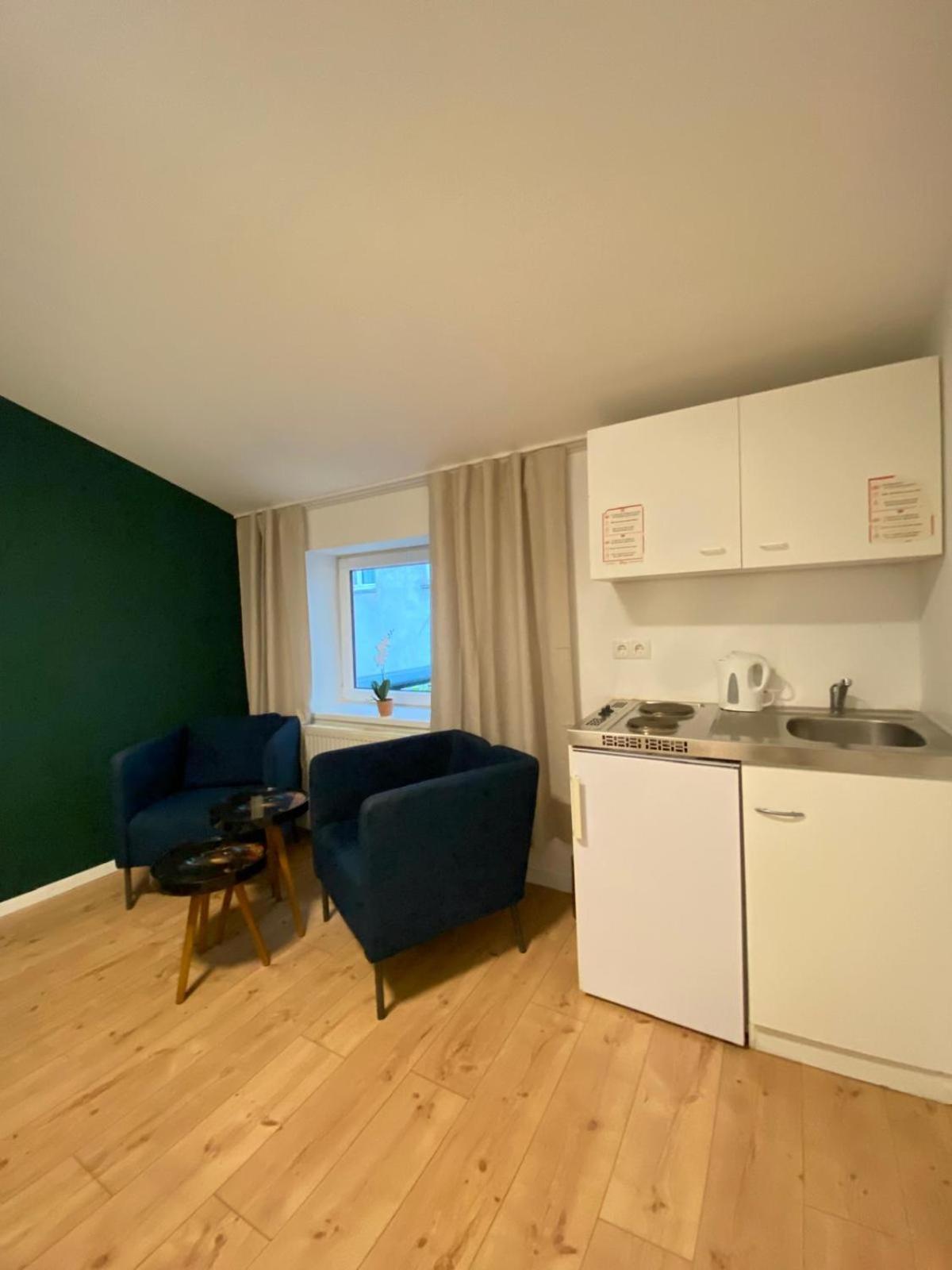 8 Fully Equipped Studio Shared Apt W Terrace Margareten Viena Exterior foto