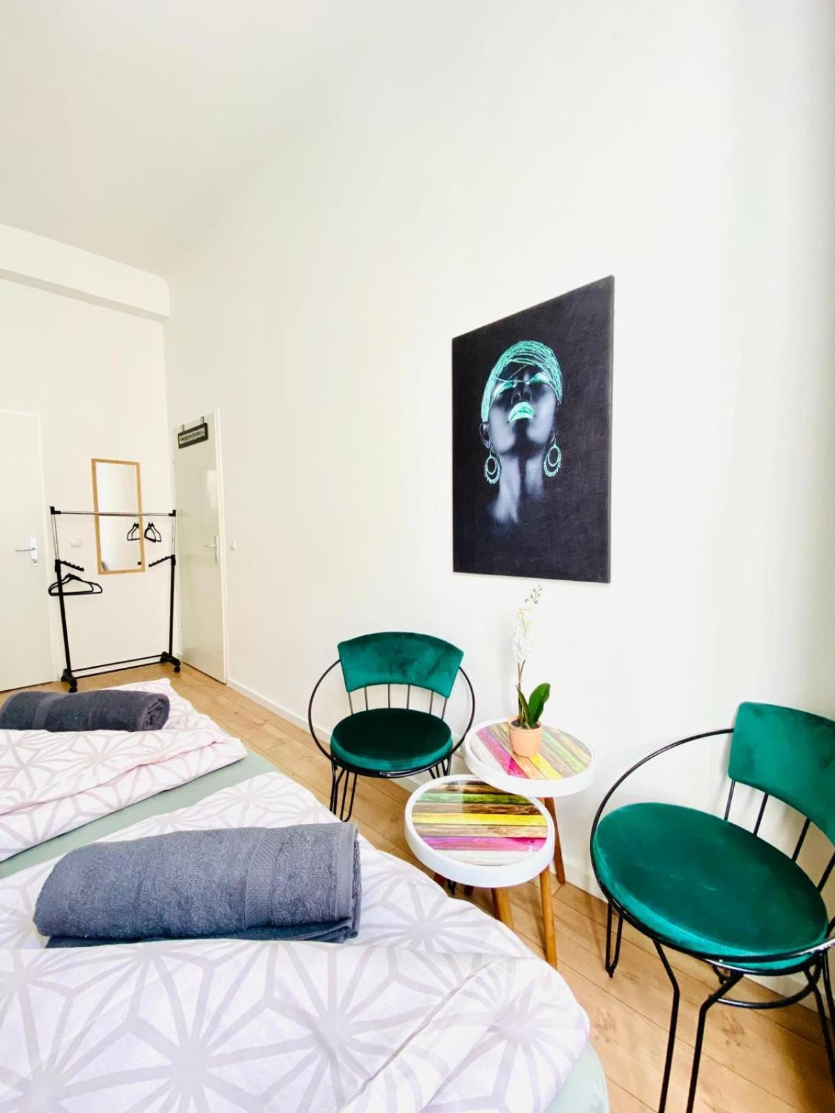 8 Fully Equipped Studio Shared Apt W Terrace Margareten Viena Exterior foto