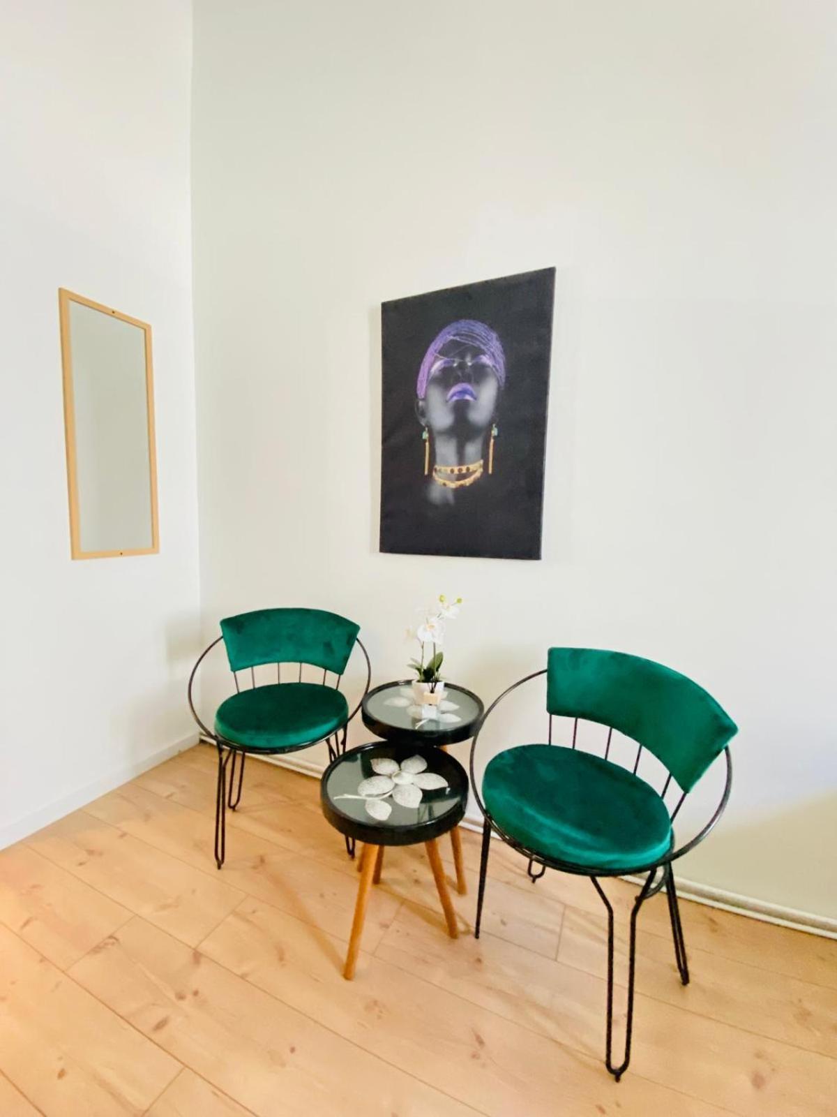 8 Fully Equipped Studio Shared Apt W Terrace Margareten Viena Exterior foto
