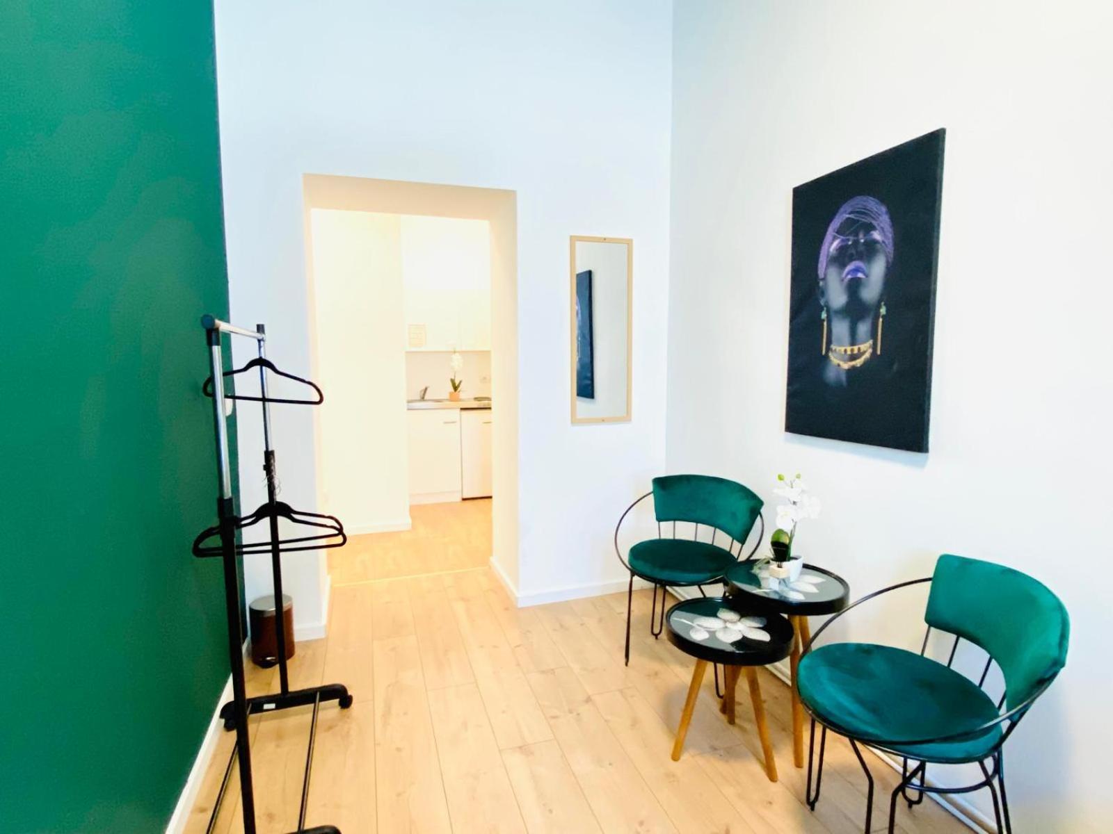 8 Fully Equipped Studio Shared Apt W Terrace Margareten Viena Exterior foto